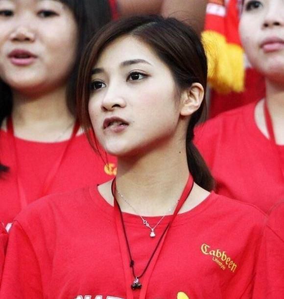 男女黄床上色视频免费的软件